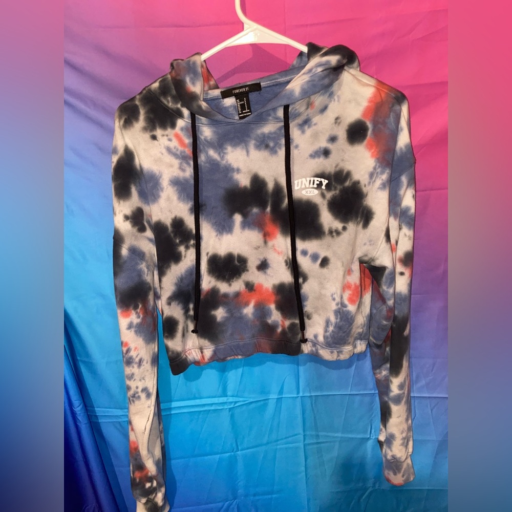 Forever 21 cropped hoodie